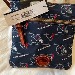 Dooney & Bourke
